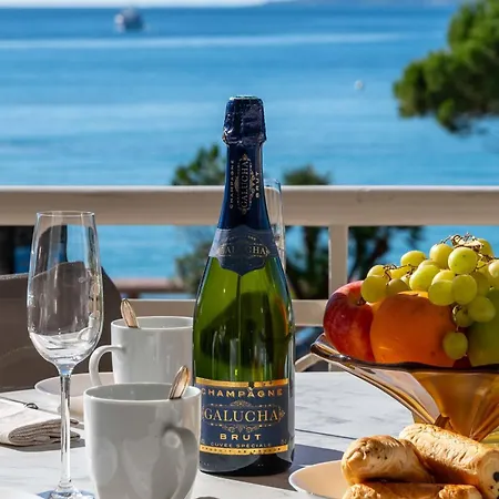 Rare! Luxury On The Croisette